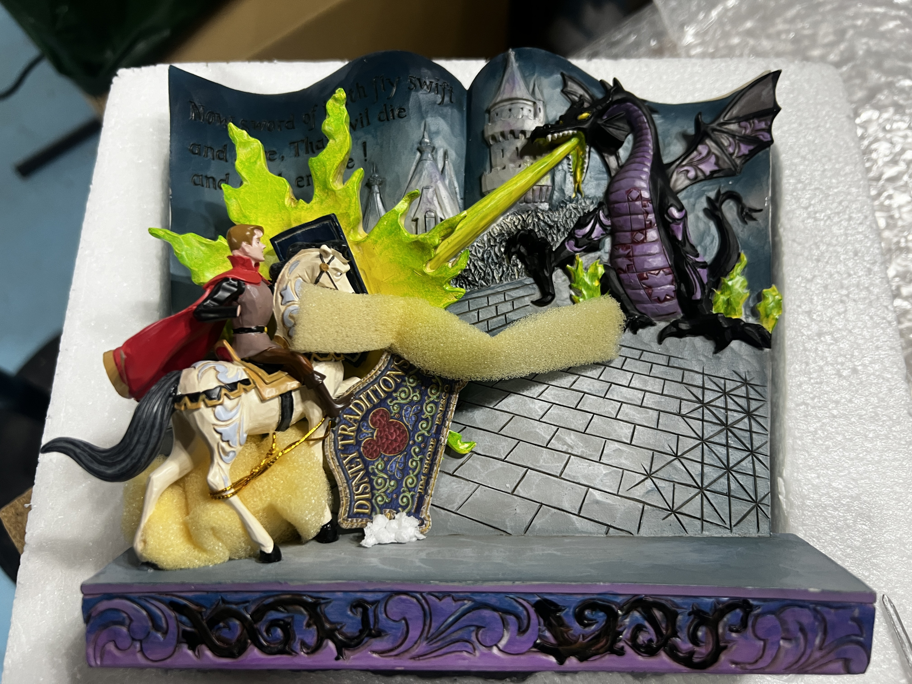 [DIFETTO] STORYBOOK IL PRINCIPE PHILLIP E IL DRAGO MALEFICA - DISNEY TRADITIONS